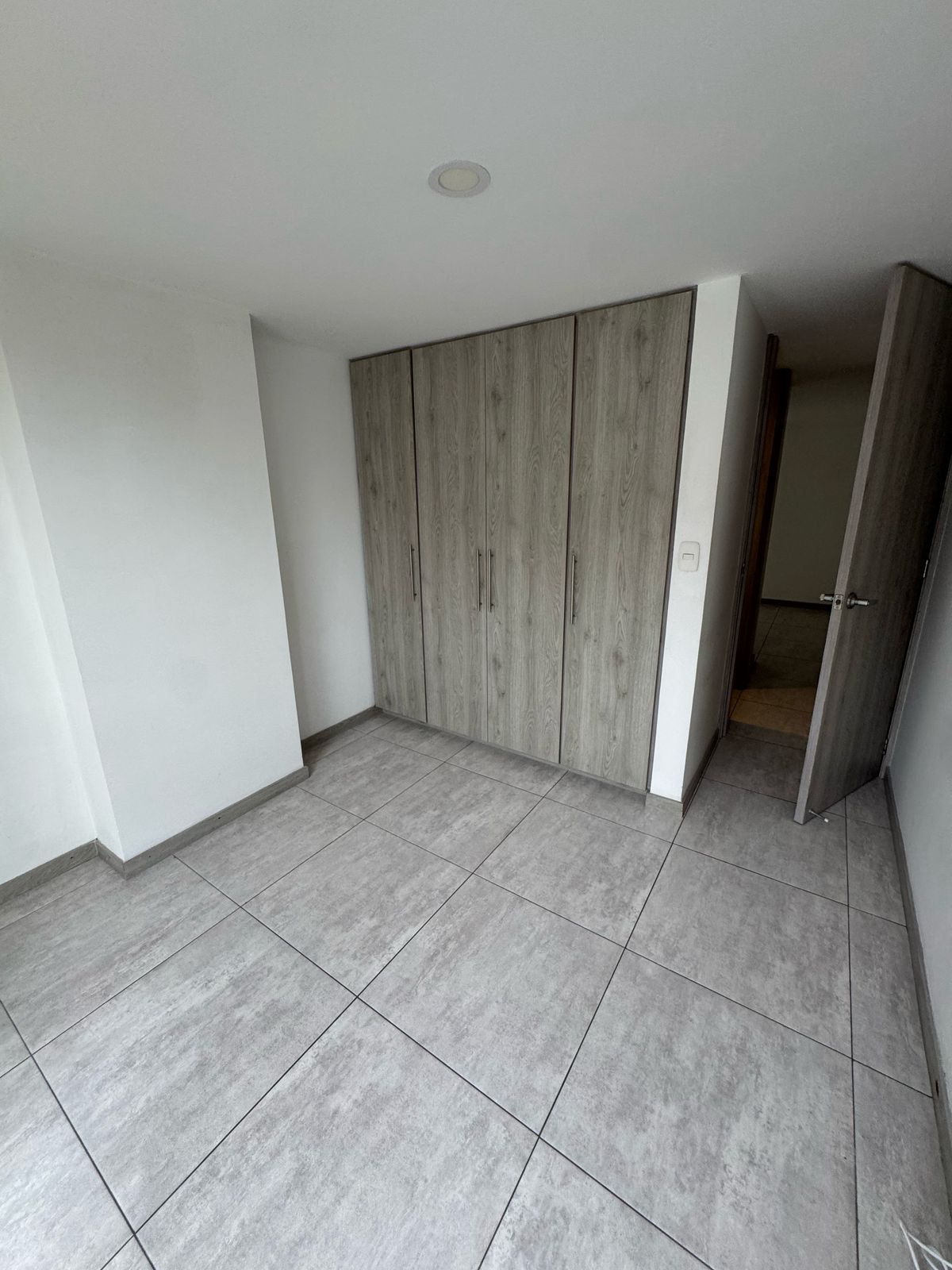 Apartamento en venta en Chipre, Manizales · foto 4 de 15