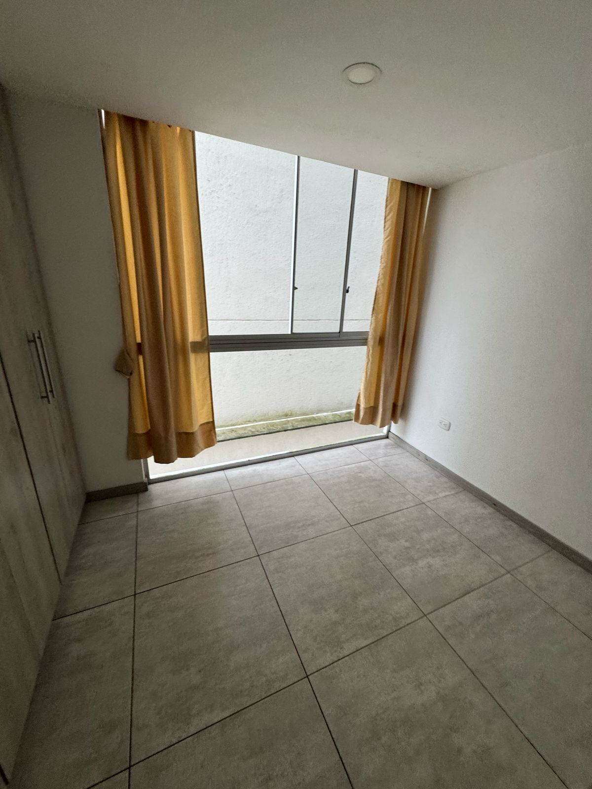 Apartamento en venta en Chipre, Manizales · foto 5 de 15