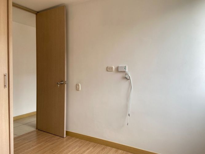 Apartamento de 3 alcobas en arriendo en San Jose, Sabaneta, 85 m² · foto 12 de 17