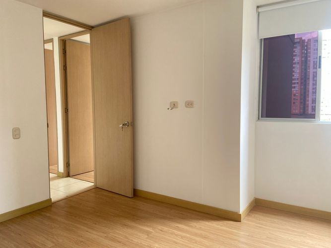 Apartamento de 3 alcobas en arriendo en San Jose, Sabaneta, 85 m² · foto 10 de 17