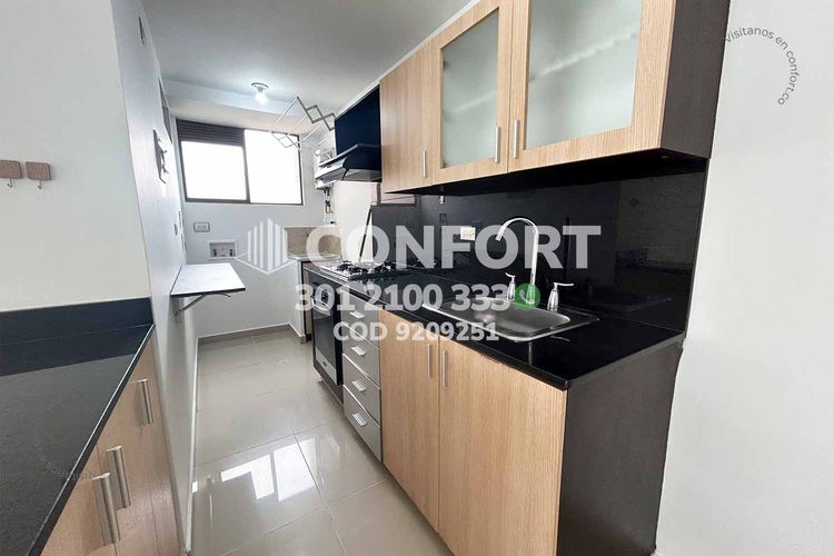 Apartamento de 2 alcobas en arriendo en El Poblado, Medellín · foto 2 de 24