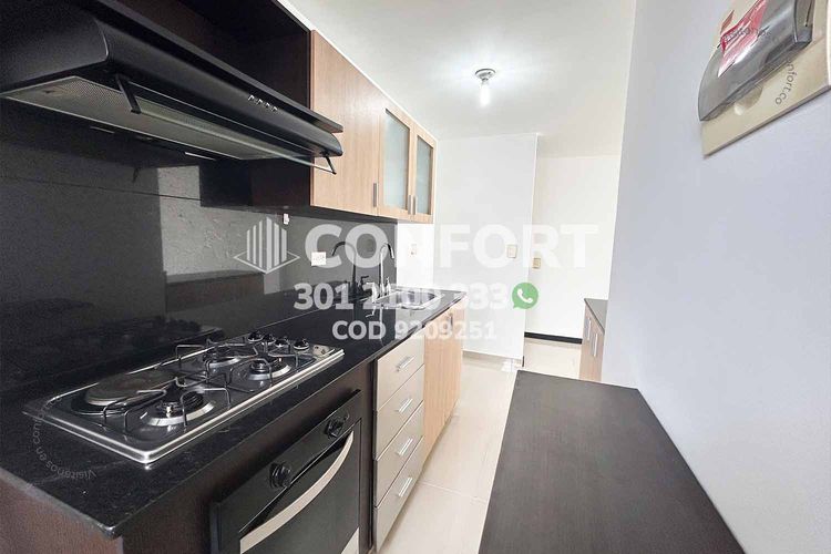 Apartamento de 2 alcobas en arriendo en El Poblado, Medellín · foto 6 de 24