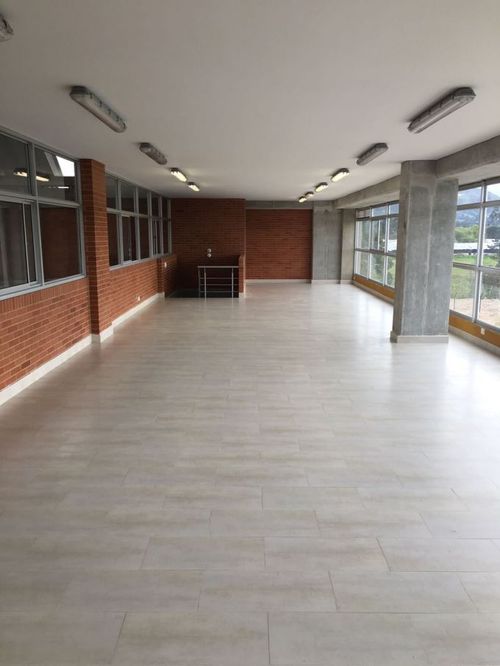 Bodega en venta en Centro Tocancipá, Tocancipá, 1054 m² · foto 9 de 12