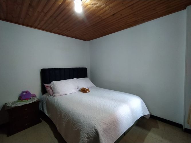 Casa de 5 alcobas en venta en Bosa La Paz, Bogotá, 180 m² · foto 13 de 22