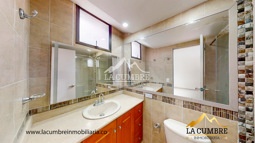 Apartamento de 3 alcobas en arriendo en La Aguacatala, Medellín, 120 m² · foto 12 de 13