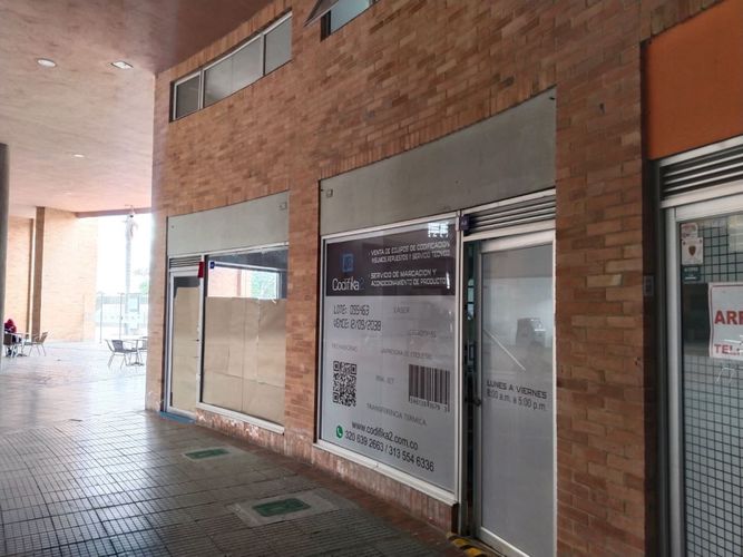 Local en venta en Siberia, Cota, 38 m² · foto 3 de 20