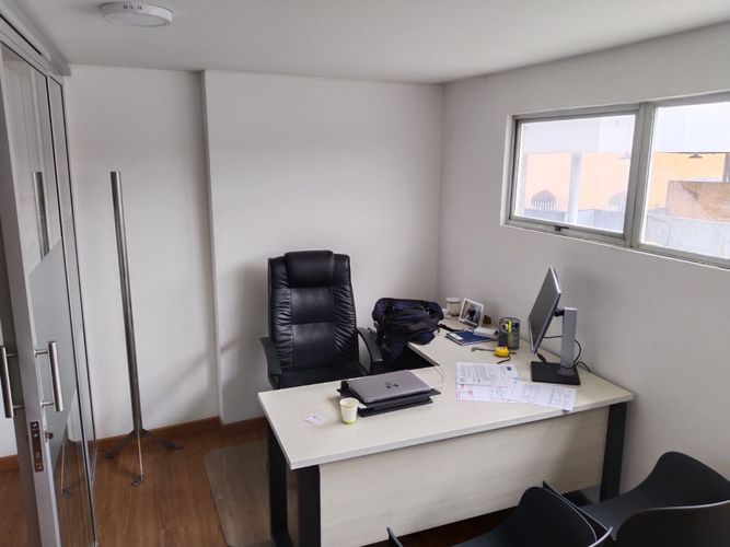 Local en venta en Siberia, Cota, 38 m² · foto 16 de 20