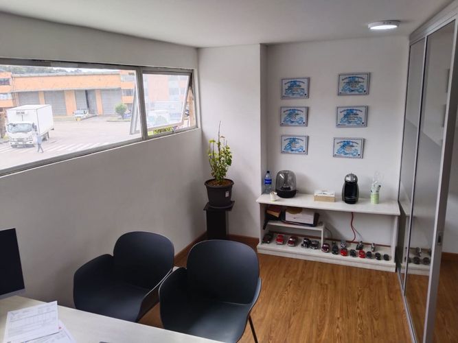 Local en venta en Siberia, Cota, 38 m² · foto 17 de 20