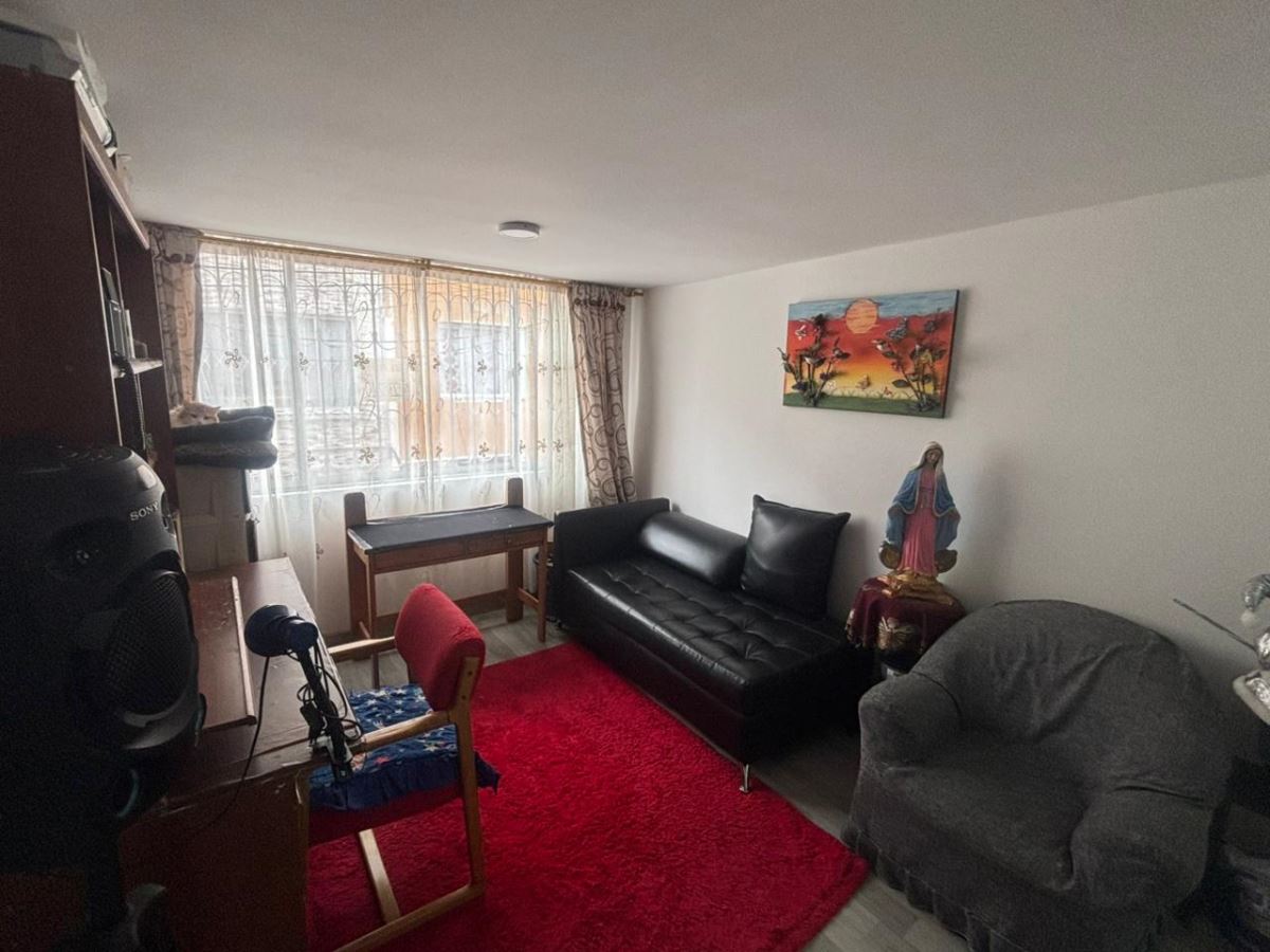 Casa en venta en Ub. Sabana De Tibabuyes, Bogotá · foto 7 de 24