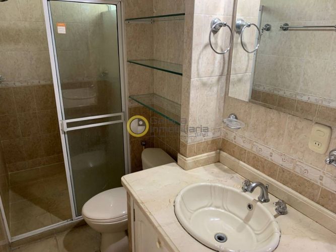 Casa de 5 alcobas en venta en Lagos Del Cacique, Bucaramanga, 657 m² · foto 18 de 24