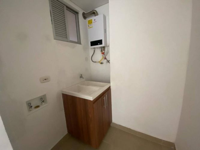 Apartamento de 3 alcobas en arriendo en San Antonio De Pereira, Rionegro, 85 m² · foto 5 de 17