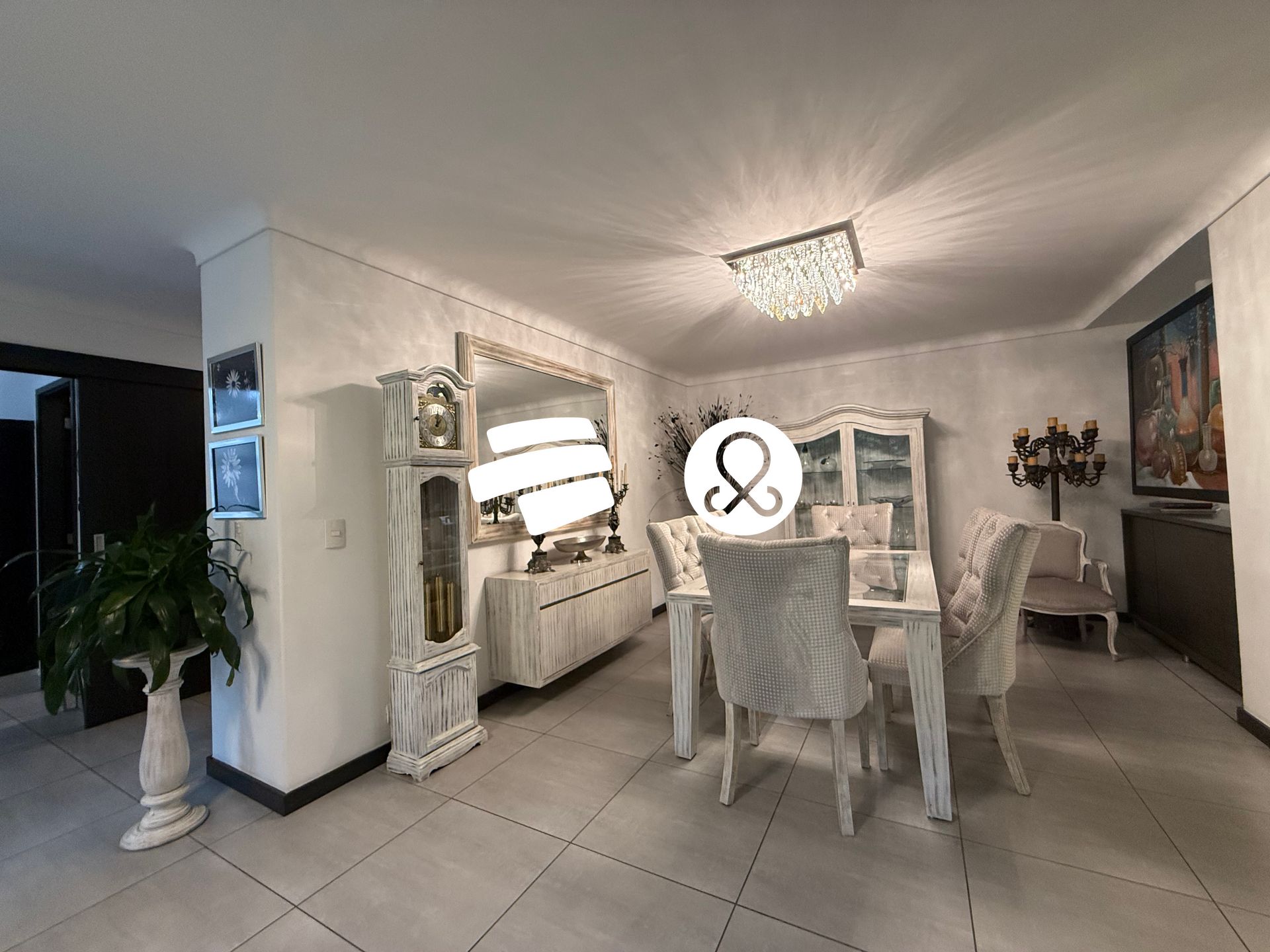 Apartamento en venta en El Poblado, Medellín 5