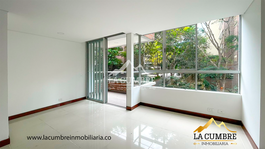 Apartamento de 3 alcobas en arriendo en Zuñiga, Envigado, 117 m² · foto 2 de 9