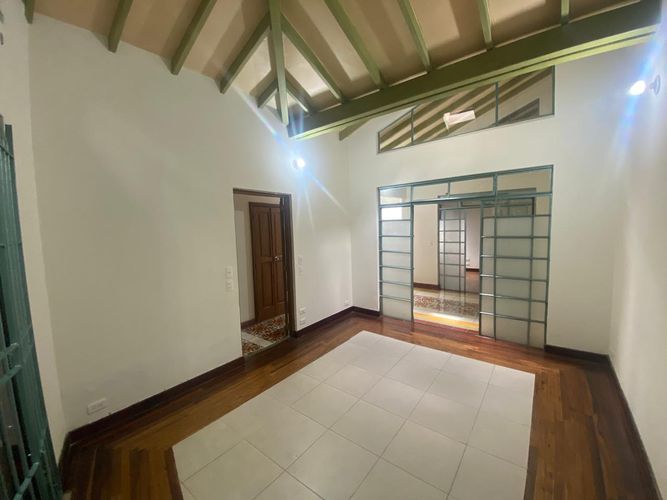Oficina en arriendo en El Poblado, Medellín, 62 m² · foto 3 de 12