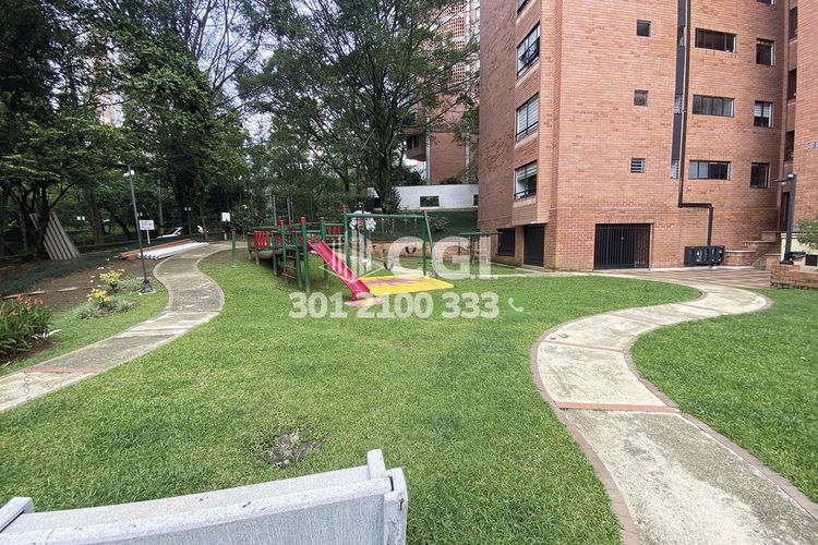 Apartamento de 2 alcobas en arriendo en Los Balsos, Medellín · foto 19 de 24