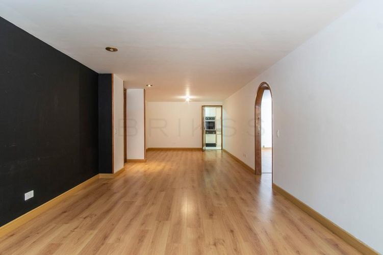 Apartamento en venta en Chico Norte, Bogotá · foto 3 de 15