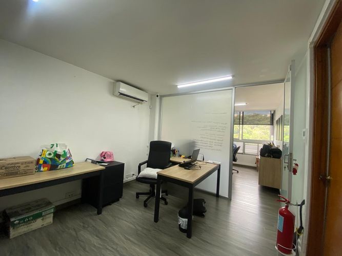 Oficina en arriendo en El Poblado, Medellín, 35 m² · foto 3 de 6