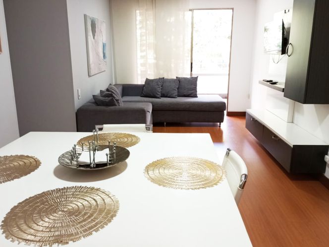 Apartamento de 3 alcobas en venta en La Florida, Medellín, 94 m² · foto 2 de 16
