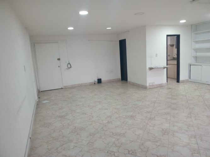 Local en arriendo en Laureles, Medellín, 50 m² · foto 7 de 9