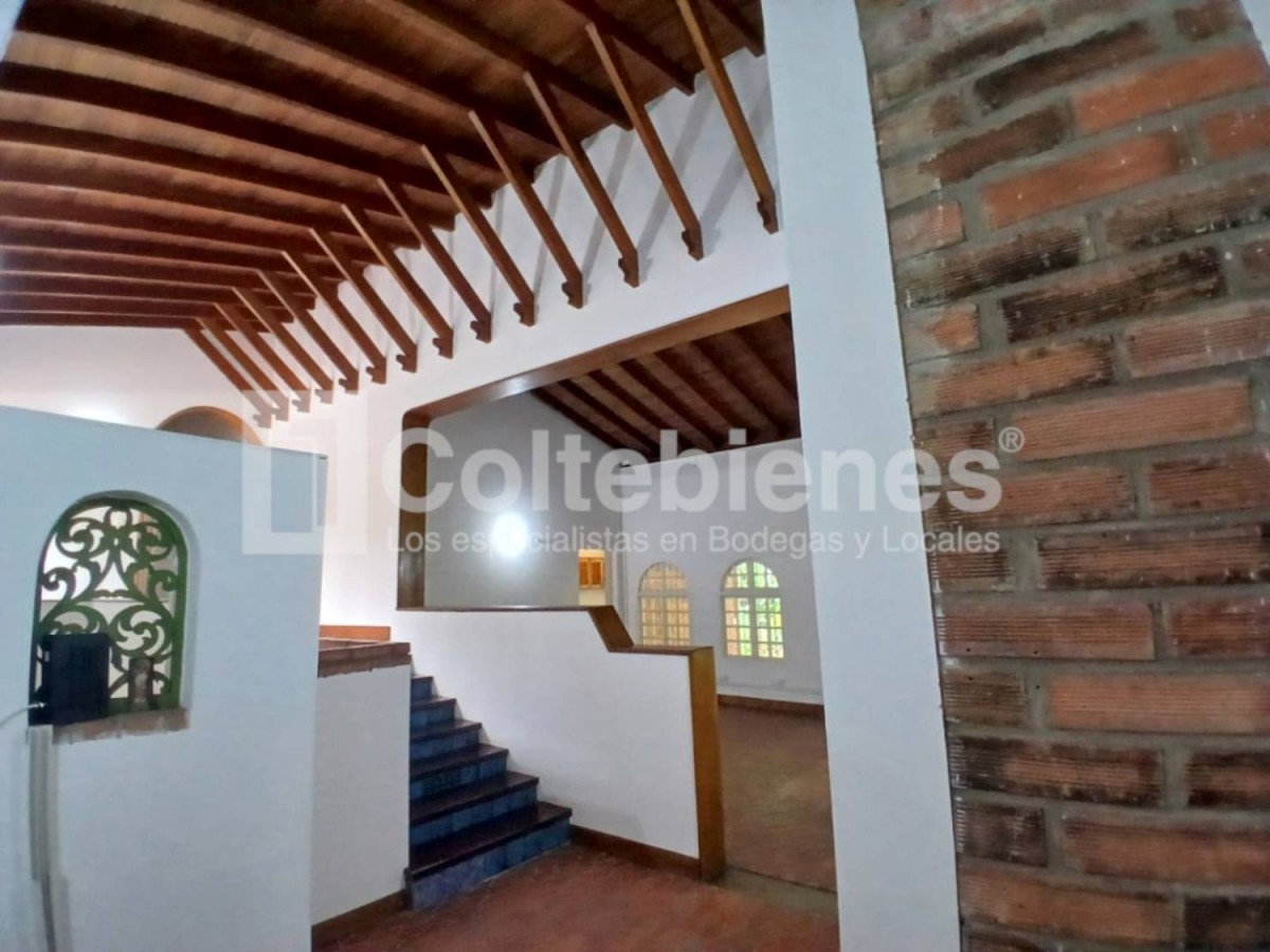 Casa en arriendo en El Poblado, Medellín · foto 7 de 24