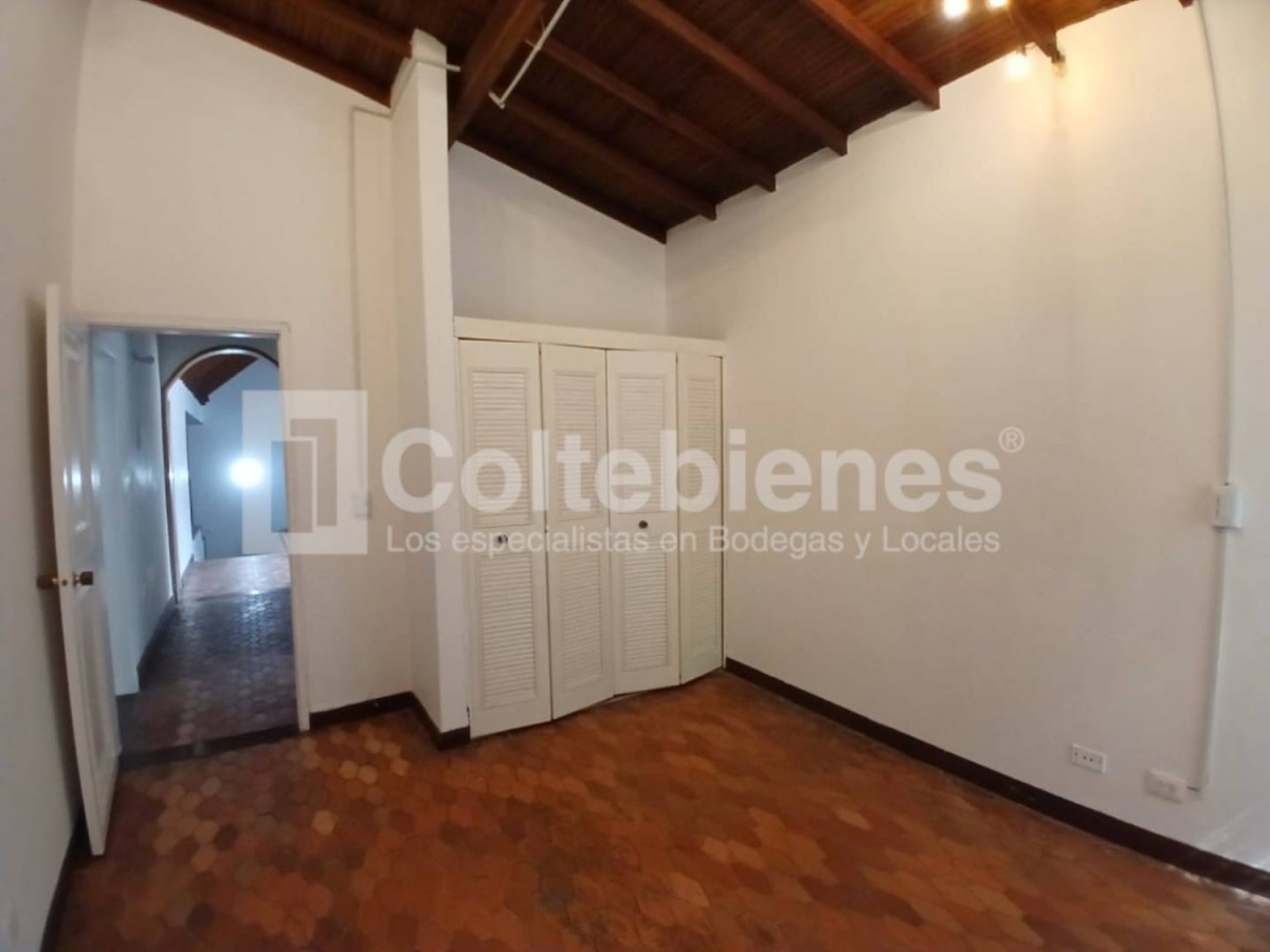 Casa en arriendo en El Poblado, Medellín · foto 20 de 24