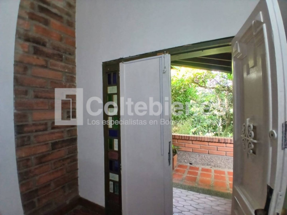Casa en arriendo en El Poblado, Medellín · foto 24 de 24