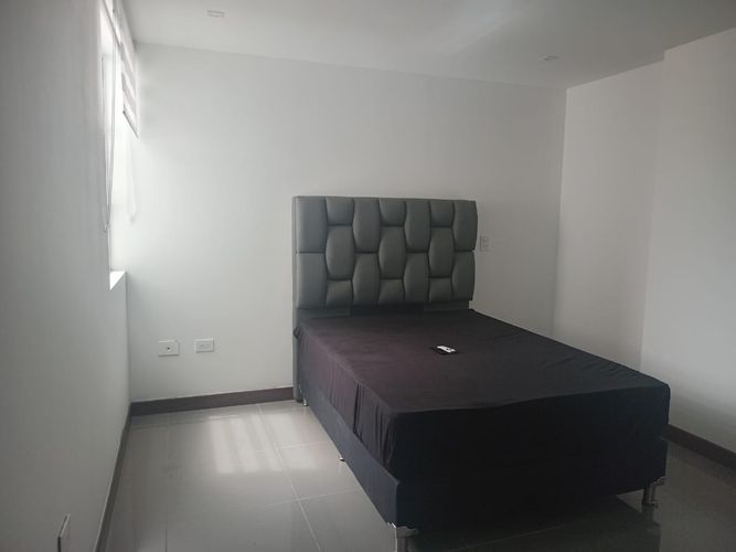 Apartamento de 3 alcobas en arriendo en Laureles, Medellín, 95 m² · foto 8 de 15