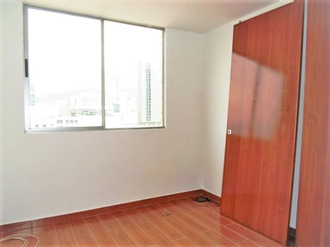 Apartamento de 3 alcobas en arriendo en El Poblado, Medellín, 95 m² · foto 4 de 17