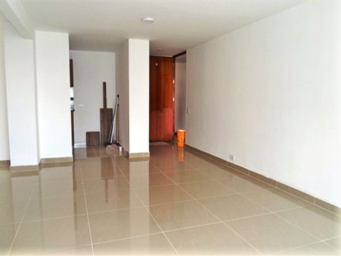 Apartamento de 3 alcobas en arriendo en El Poblado, Medellín, 95 m² · foto 10 de 17