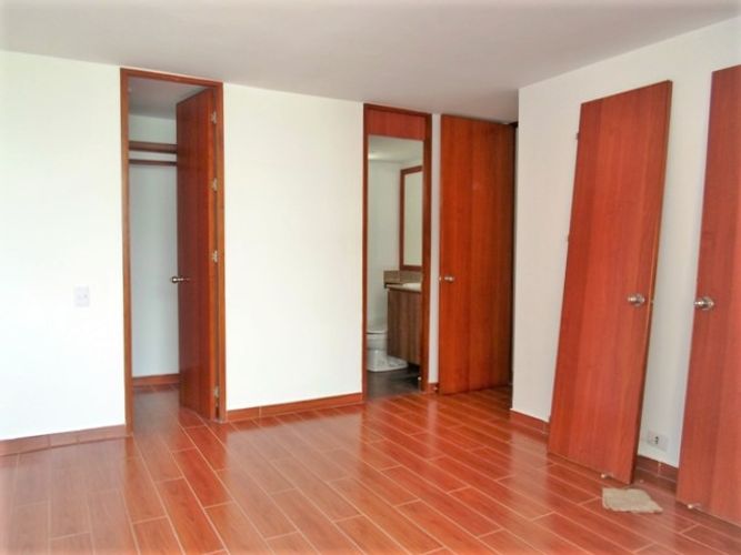 Apartamento de 3 alcobas en arriendo en El Poblado, Medellín, 95 m² · foto 12 de 17