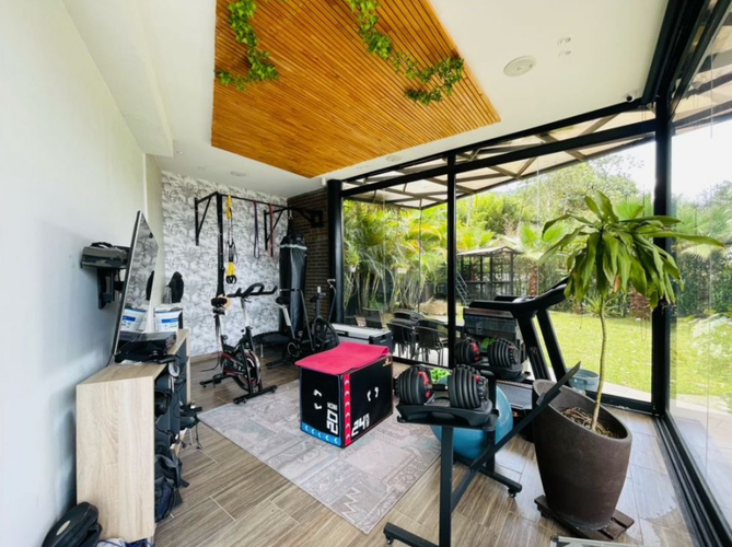 Casa de 3 alcobas en venta en El Poblado, Medellín, 412 m² · foto 18 de 20