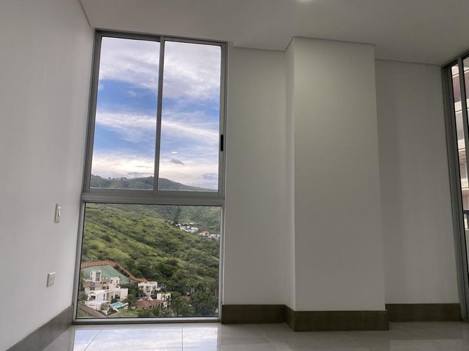 Apartamento de 2 alcobas en venta en Menga, Cali, 170 m² · foto 7 de 23