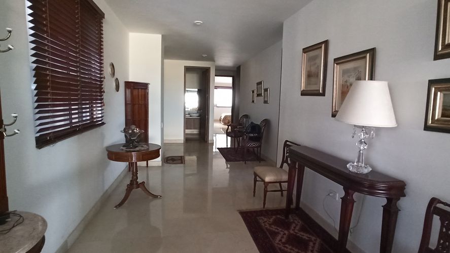 Apartamento de 3 alcobas en venta en Santa Monica, Cali, 232 m² · foto 7 de 24