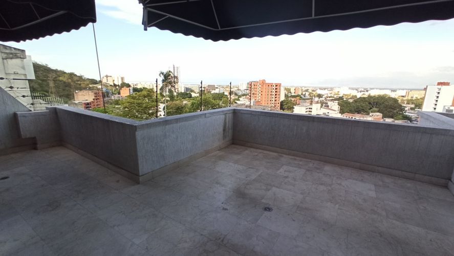 Apartamento de 3 alcobas en venta en Santa Monica, Cali, 232 m² · foto 16 de 24
