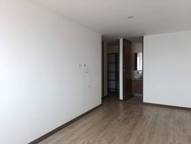 Apartamento de 3 alcobas en arriendo en El Poblado, Medellín, 93 m² · foto 10 de 18