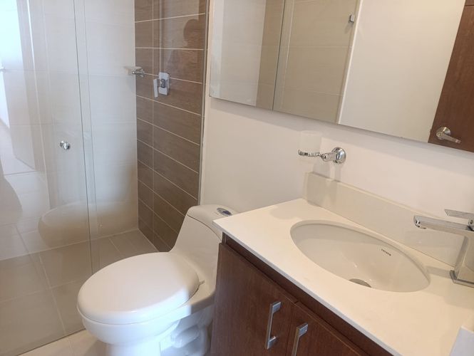 Apartamento de 3 alcobas en arriendo en El Poblado, Medellín, 93 m² · foto 16 de 18