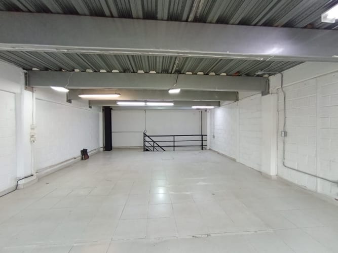 Local en arriendo en Fátima, Medellín, 154 m² · foto 3 de 6