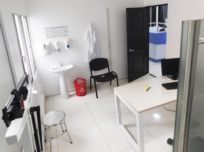 Casa de 10 alcobas en venta en Santa Barbara, Bogotá, 660 m² · foto 15 de 24
