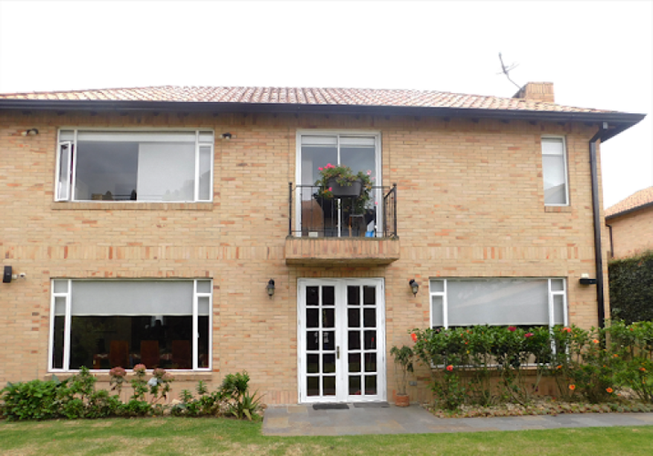 Casa de 3 alcobas en venta en Laura Vicuña, Chía, 339 m² · foto 3 de 24