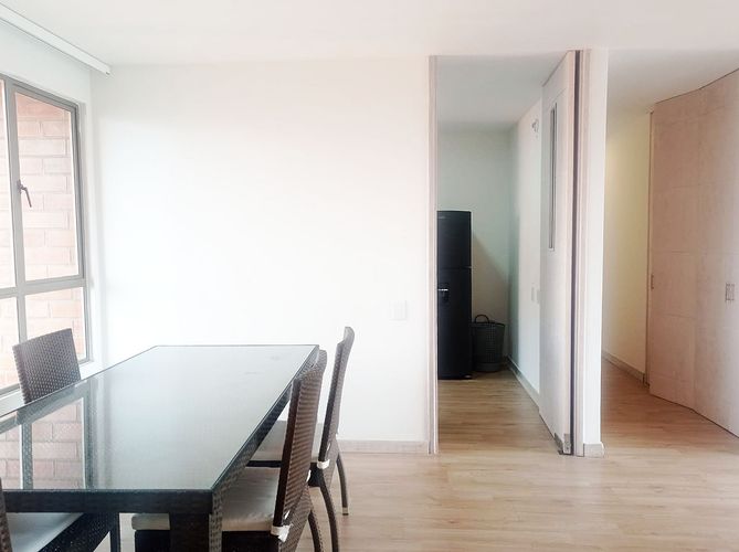 Apartamento de 3 alcobas en arriendo en El Poblado, Medellín, 175 m² · foto 3 de 16
