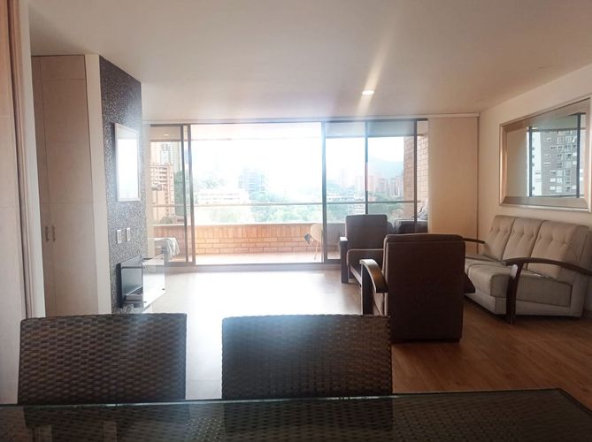 Apartamento de 3 alcobas en arriendo en El Poblado, Medellín, 175 m² · foto 4 de 16
