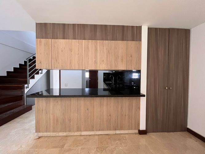 Casa de 3 alcobas en venta en Loma Benedictinos, Envigado, 150 m² · foto 6 de 17