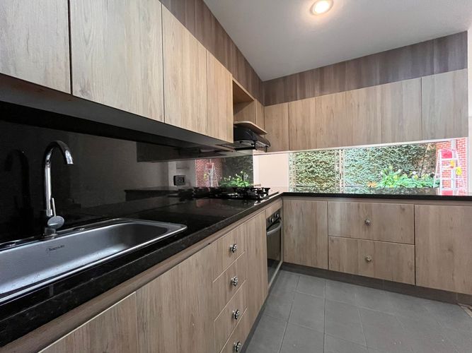 Casa de 3 alcobas en venta en Loma Benedictinos, Envigado, 150 m² · foto 4 de 17