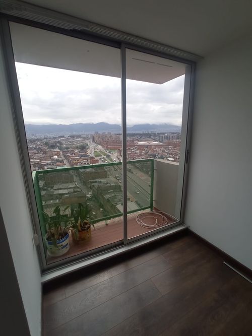 Apartamento de 3 alcobas en venta en Andalucia, Bogotá, 88 m² · foto 4 de 18