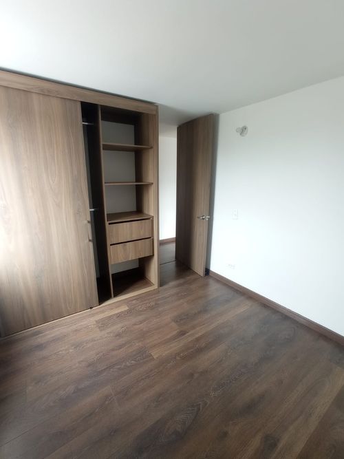 Apartamento de 3 alcobas en venta en Andalucia, Bogotá, 88 m² · foto 7 de 18