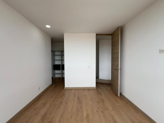 Apartamento de 3 alcobas en venta en El Tablazo, Rionegro, 80 m² · foto 8 de 12