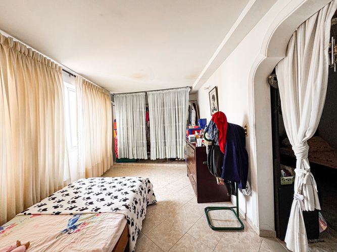 Casa de 6 alcobas en venta en Albania, Bucaramanga, 320 m² · foto 10 de 16