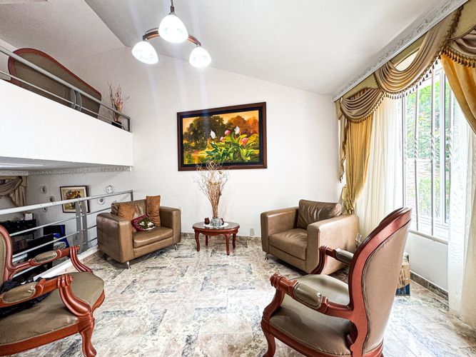 Casa de 6 alcobas en venta en Albania, Bucaramanga, 320 m² · foto 14 de 16