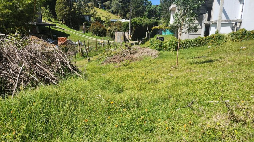 Lote en venta en Loma Del Escobero, Envigado, 1100 m² · foto 10 de 24