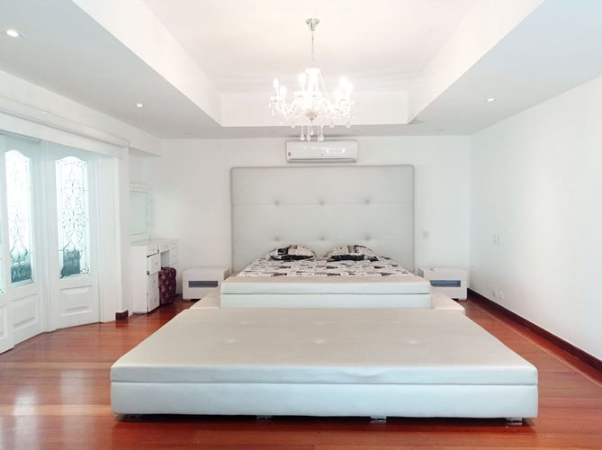 Casa de 3 alcobas en venta en El Poblado, Medellín, 510 m² · foto 9 de 20
